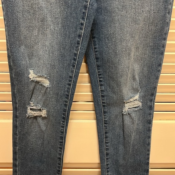 SO Distressed Jeans in Medium Wash, Size 14, EUC - Picture 6 of 11
